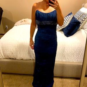 Nicole Miller Midnight blue formal gown